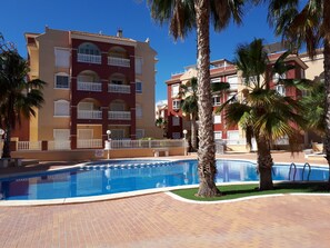 Outdoor pool - Gorgeous 2 Bed Apartment Los Alcazares (Los Alcázares)