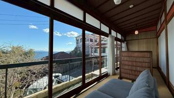 House, Balcony, Ocean View | Free WiFi, bed sheets