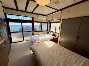 House, Balcony, Ocean View | Free WiFi, bed sheets