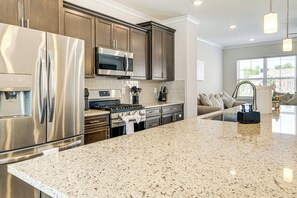 Fridge, microwave, dishwasher, coffee/tea maker