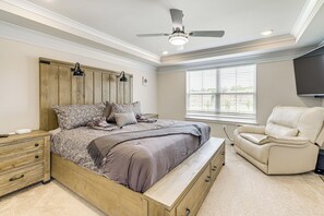 3 Schlafzimmer, Schreibtisch, Bügeleisen/Bügelbrett, Reisekinderbett
