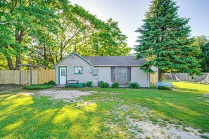 Exterior - Pet-Friendly Little Egg Harbor Home w/ Fenced Yard (Little Egg Harbor Township)
