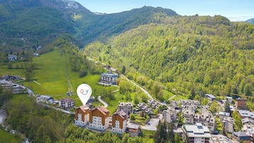 Appartamento Standard, camere multiple, lato montagna (Boutique Apartment Limone Ski In Ski) | Vista aerea