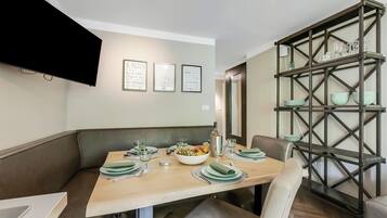 Appartamento Standard, 2 camere da letto, balcone (Boutique Apartment Limone Ski In Ski) | Pasti