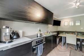 Standard Apartment, 2 Bedrooms, Balcony, Mountainside (Boutique Apartment Limone Ski In Ski) | Private kitchen - Boutique Apartment Limone Ski In Ski Out (Limone Piemonte)