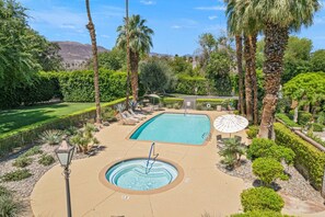 Unclassified image, 5 of 49, button