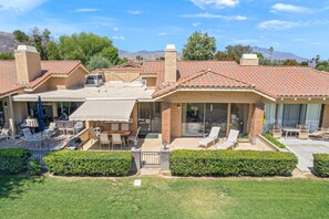 Unclassified image, 3 of 49, button