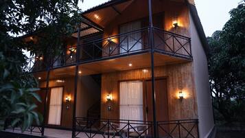 Premium Room, Balcony, Garden View | In-room safe, desk, laptop workspace, iron/ironing board