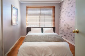 4 chambres, fer et planche à repasser, Wi-Fi gratuit, draps fournis