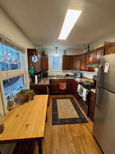 Charming 3 bedroom home in West Side