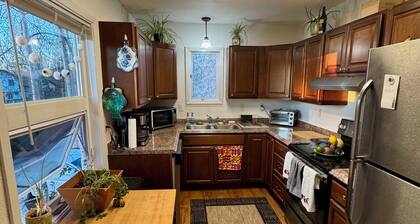 Charming 3 bedroom home in West Side