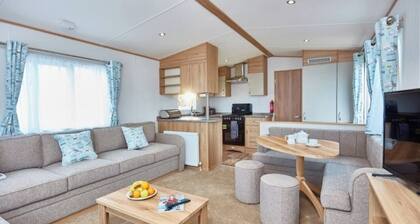 Sea Bliss- 2 Bedrooms 6 Sleeps
