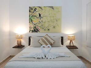 2 bedrooms, iron/ironing board, WiFi, bed sheets