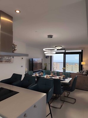 Comfort Apartment, Beach View | Living area - Sunset Cliffs Residence (Benidorm)