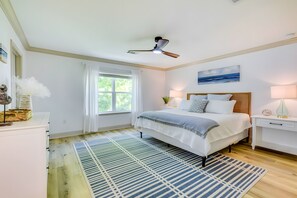 4 bedrooms, iron/ironing board, travel crib, free WiFi