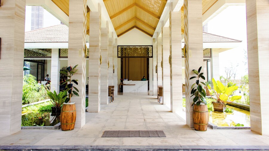 JAMINS HOTEL & RESORT INC