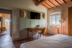 2 Schlafzimmer, Reisekinderbett, kostenloses WLAN