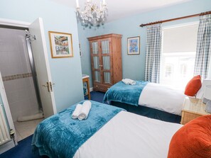 5 bedrooms, individually decorated, individually furnished, free WiFi
