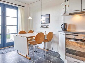 Comfort House, 3 Bedrooms | Interior