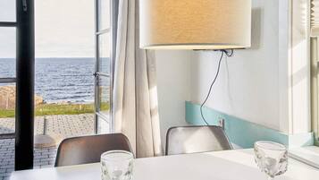 Classic House, 2 Bedrooms | Interior