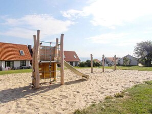 Deluxe House, 3 Bedrooms | Children’s area - 5 Person Holiday Home on a Holiday Park in Gudhjem (Gudhjem)