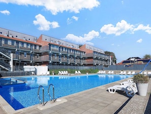 Indoor pool, outdoor pool