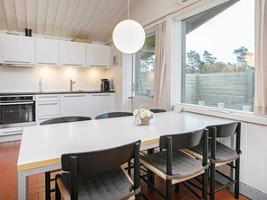 Deluxe House, 2 Bedrooms | Interior
