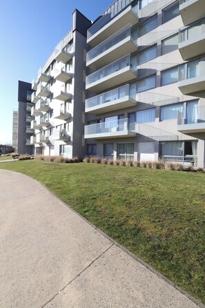 Apartment | Exterior - Apartment in Het Zoute With Sea Views (Knokke-Heist)