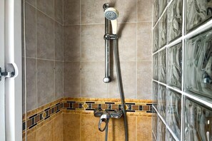 Dusche