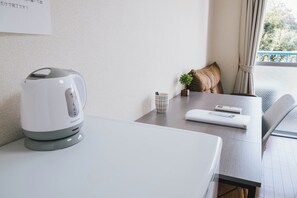 Interior - Osaka English House  (Hirakata)