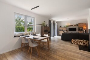 Dining - Holiday Apartment "Viedenz" * modern and cosy (Drolshagen)