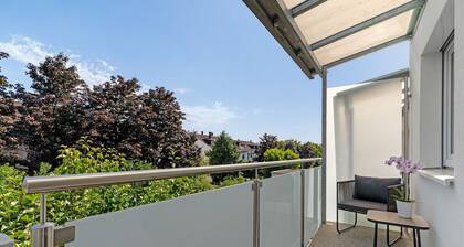 Ferienhaus 'Haus 15' mit gemeinsamer Terrasse, gemeinsamem Garten und Wi-Fi