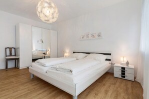 3 Schlafzimmer, Bügeleisen/Bügelbrett, kostenloses WLAN, Bettwäsche