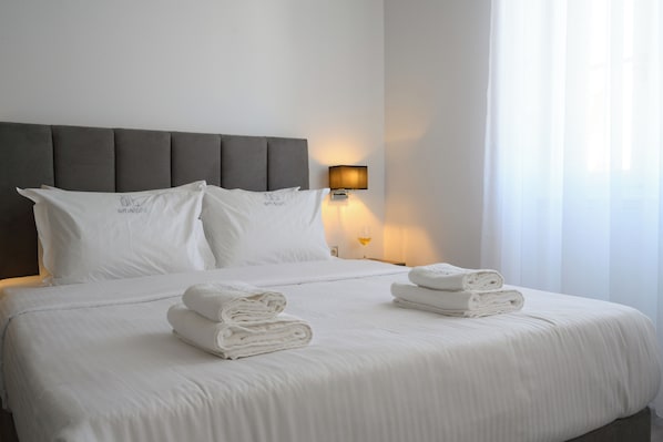 1 bedroom, desk, iron/ironing board, free WiFi