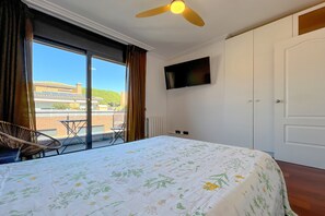 4 slaapkamers, een strijkplank/strijkijzer