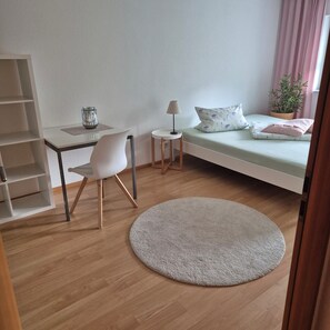 1 bedroom, free WiFi, bed sheets