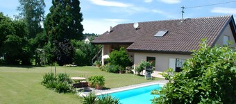 Apartment 'Mit Pool' with Shared Pool, Shared Garden and Wi-Fi