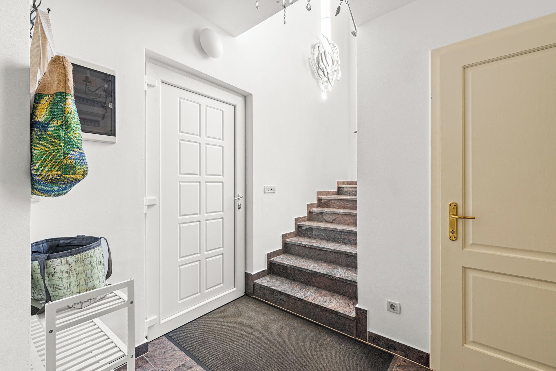 House, Private Pool | Living area | 15-inch flat-screen TV with satellite channels