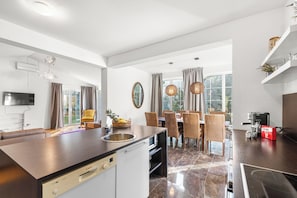 House, Private Pool | Private kitchen | Coffee/tea maker, electric kettle, toaster, freezer - Holiday House with Pool Villa Seabird (Porec)
