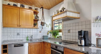 Holiday Home 'Almschlössle' with Mountain View, Private Terrace and Wi-Fi
