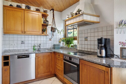 Holiday Home &#x27;Almschlössle&#x27; with Mountain View, Private Terrace and Wi-Fi