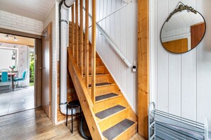 Interior - Holiday Home 'Altstadt Ferienhaus Mit Terrasse' with Private Terrace and Wi-Fi (Husum)