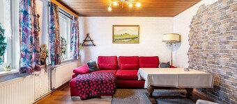 Holiday Home 'Altstadt Ferienhaus Mit Terrasse' with Private Terrace and Wi-Fi