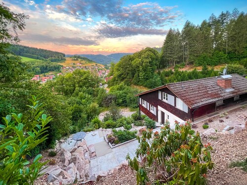 Holiday Home 'Sara' with Private Terrace, Private Garden and Wi-Fi