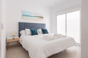 3 bedrooms, iron/ironing board, travel cot, free WiFi