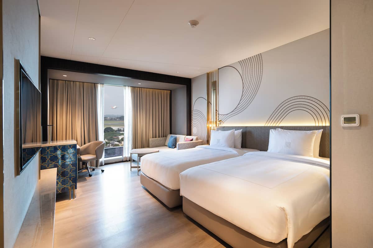 Premium Room, City View
