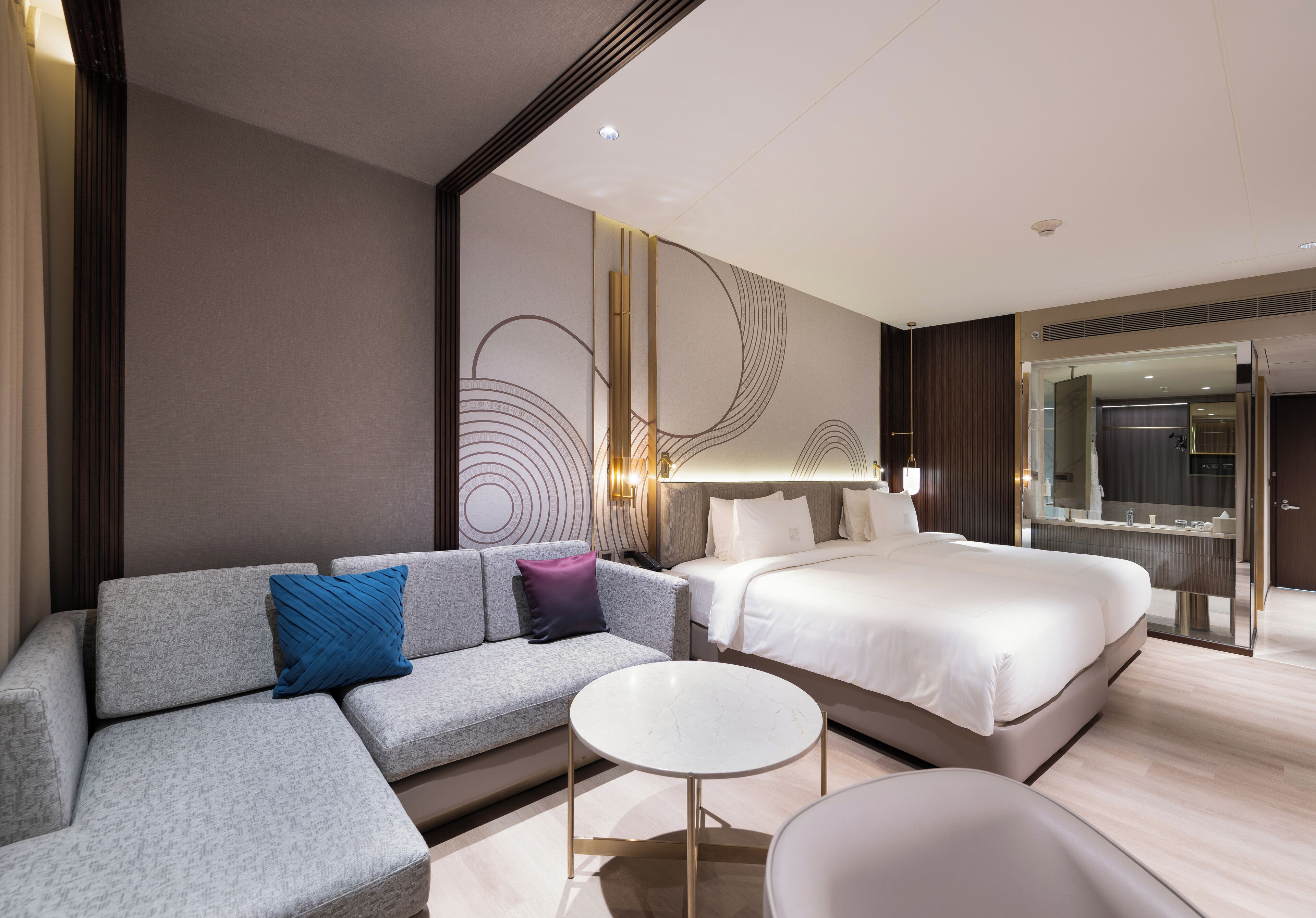 In-room safe, desk, laptop workspace, iron/ironing board