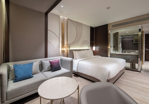 Merlis Hotel Coimbatore