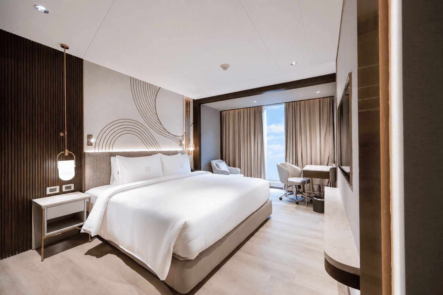 Premium Suite, City View | In-room safe, desk, laptop workspace, soundproofing