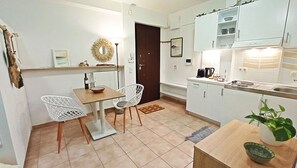 Apartment | 1 bedroom - Relaxing Studio Apt 1 min to Highway Parking (Kifisia)